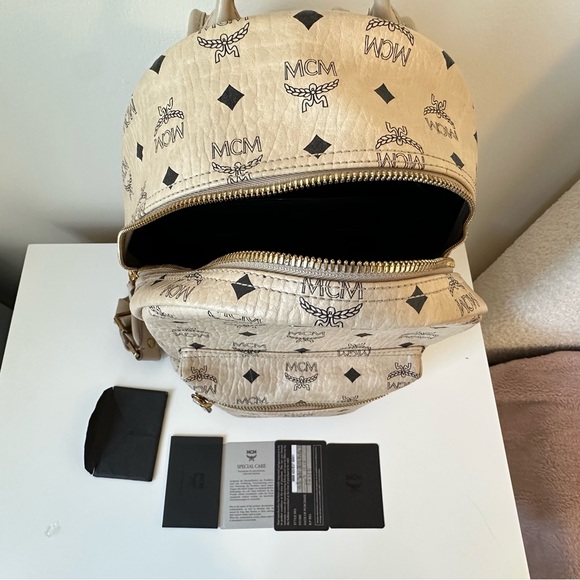 MCM STARK SIDE STUDS BACKPACK IN VISETOS - Picture 11 of 16